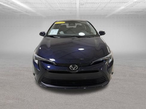 Used 2026 Toyota Corolla LE w/ LE Premium Package image 2
