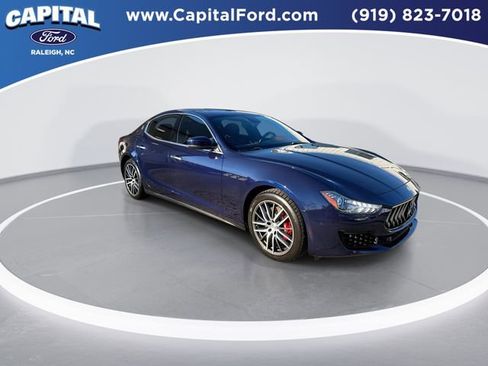 Used 2019 Maserati Ghibli S image 2