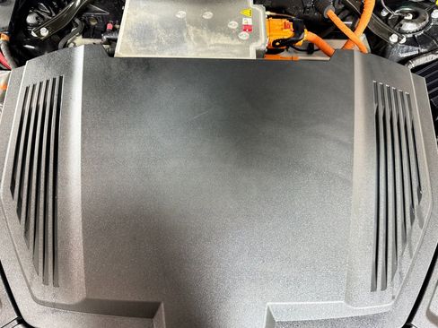 Used 2021 Audi e-tron Premium w/ Convenience Plus Package image 28