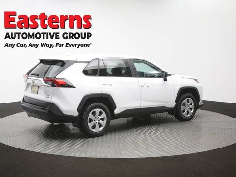 Used 2023 Toyota RAV4 LE AWD/4WD image 41