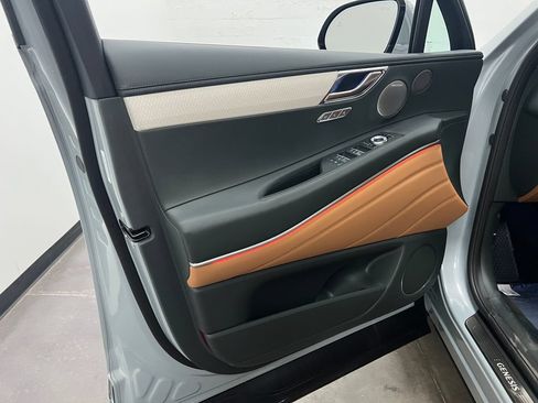 New 2027 Genesis GV80 2.5T Advanced AWD/4WD image 10