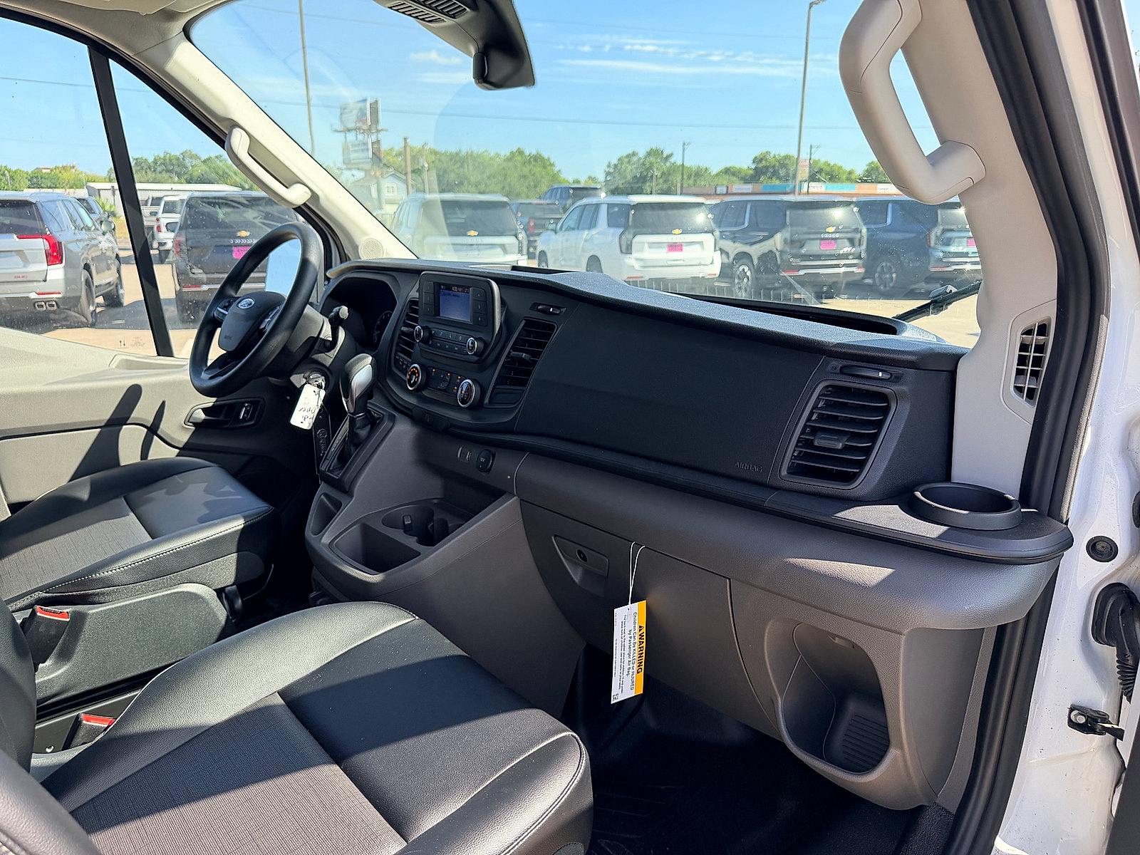 Used 2024 Ford Transit 250 148 Medium Roof RWD image 11