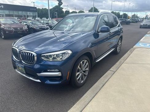 Used 2019 BMW X3 xDrive30i w/ Premium Package AWD/4WD image 3