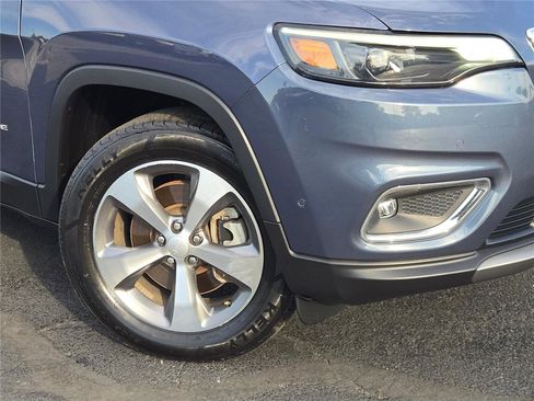 Certified 2021 Jeep Cherokee Limited w/ Mopar Interior Package image 3