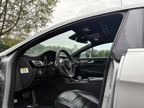 Used 2013 Mercedes-Benz CLS 63 AMG image 20
