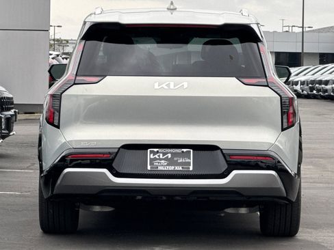 New 2026 Kia EV9 Land image 5