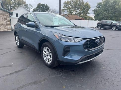 Used 2023 Ford Escape Active w/ Tech Pack #2 image 4