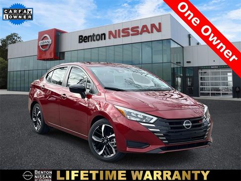 Used 2025 Nissan Versa SR w/ Trunk Package image 1