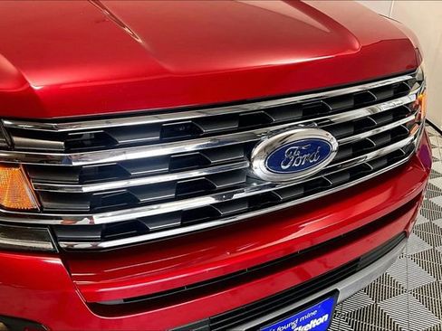 Used 2020 Ford Expedition XLT w/ Equipment Group 202A RWD image 30