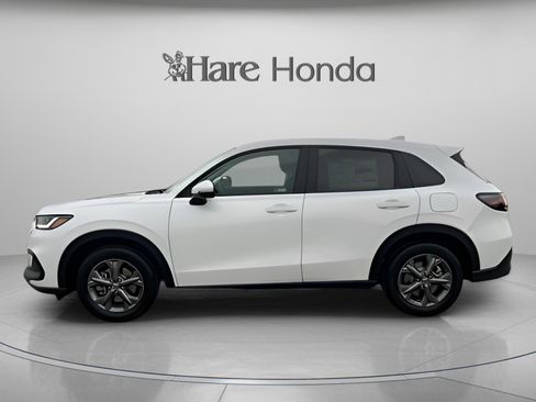 New 2026 Honda HR-V LX image 2