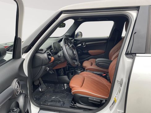 Used 2023 MINI Cooper S FWD image 5