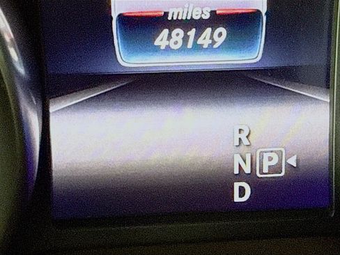 Used 2018 Mercedes-Benz GLE 350 w/ Premium 1 Package image 16