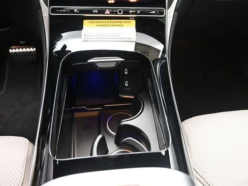 New 2026 Mercedes-Benz GLC 300 image 13