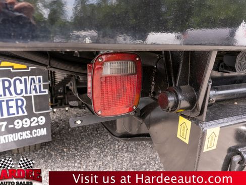 Used 2025 RAM 5500 Tradesman w/ Safety Group AWD/4WD image 9