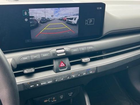 Certified 2025 Kia K4 FWD image 23
