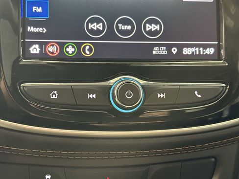 Used 2021 Chevrolet Trax LT FWD image 18