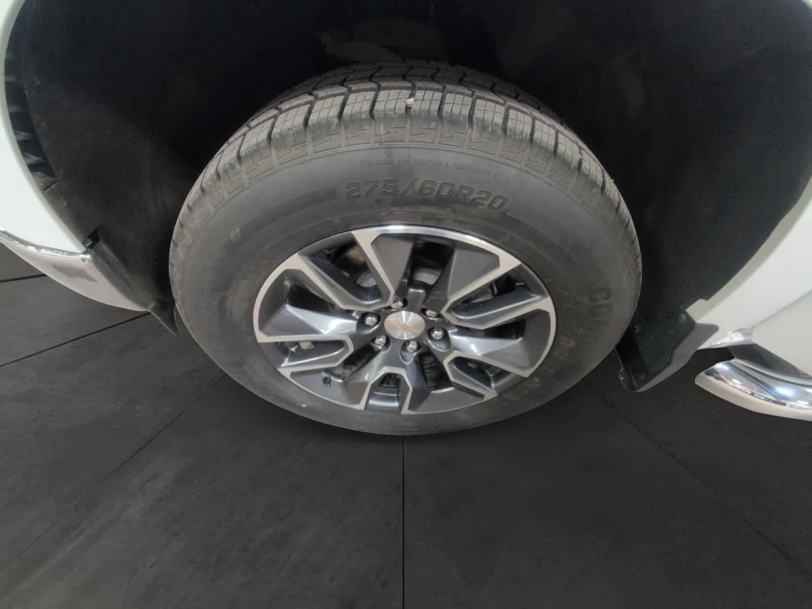 Used 2023 Chevrolet Silverado 1500 LT AWD/4WD image 14