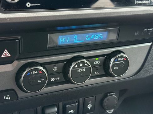 Used 2023 Toyota Tacoma TRD Off-Road w/ Black Out Package (TMS) image 19