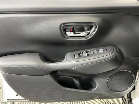 Certified 2025 Honda HR-V EX-L image 26