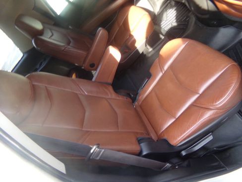 Used 2015 Cadillac Escalade Luxury AWD/4WD image 77