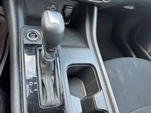 Used 2022 Nissan Sentra S FWD image 22