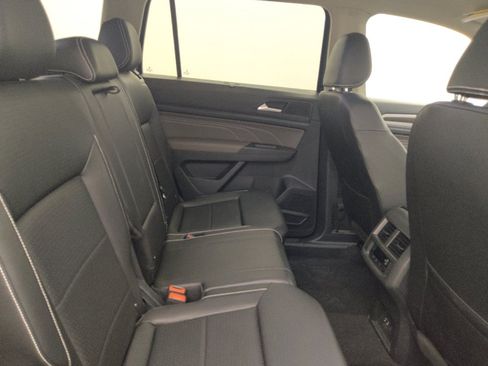 Used 2023 Volkswagen Atlas SE FWD image 19