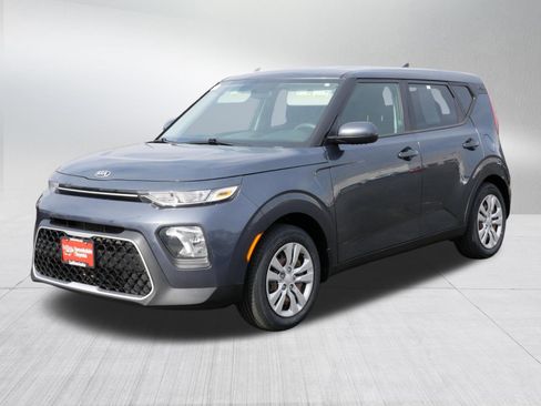 Used 2020 Kia Soul LX image 3