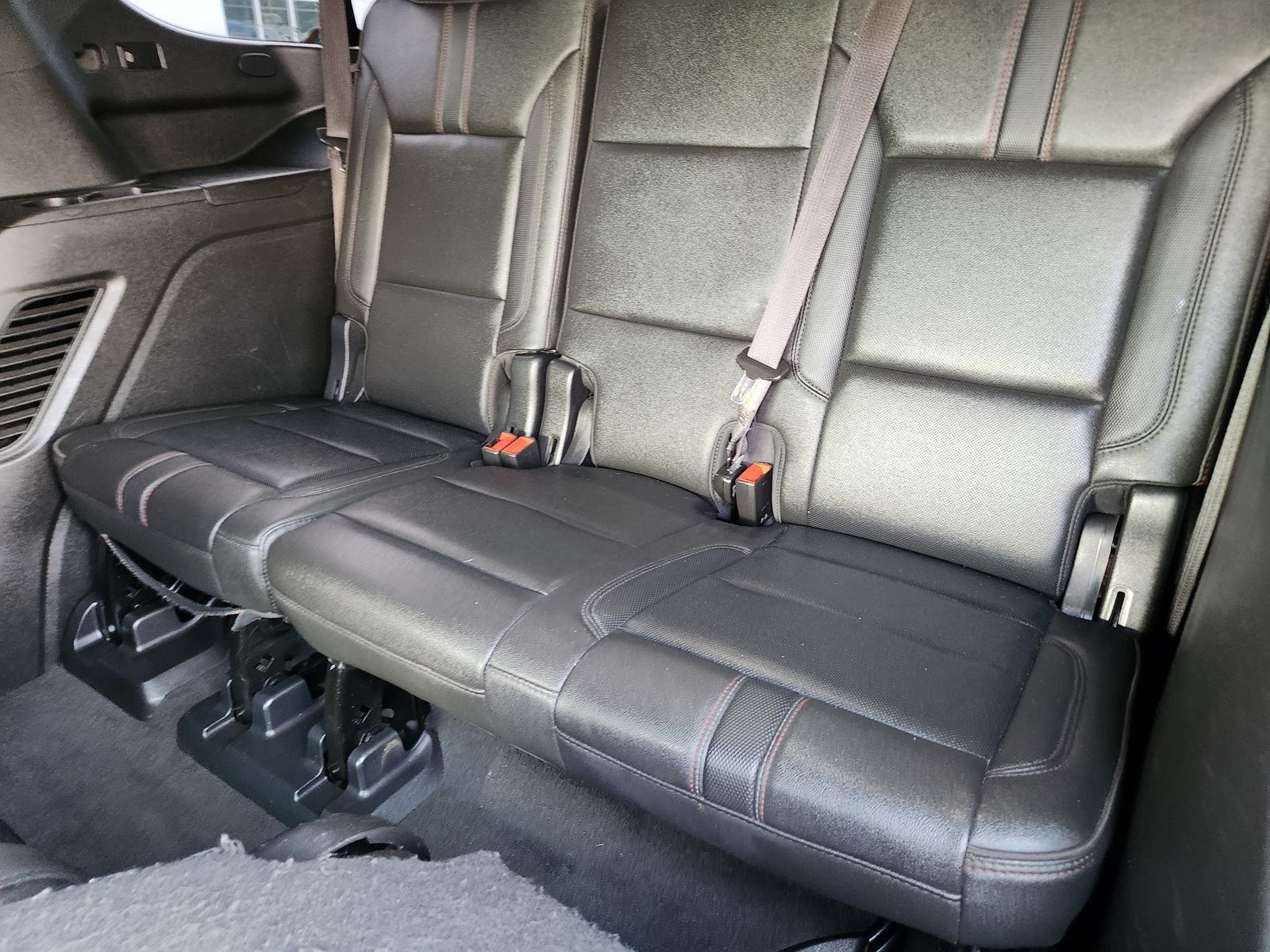 Used 2022 Chevrolet Tahoe RST w/ Luxury Package RWD image 35