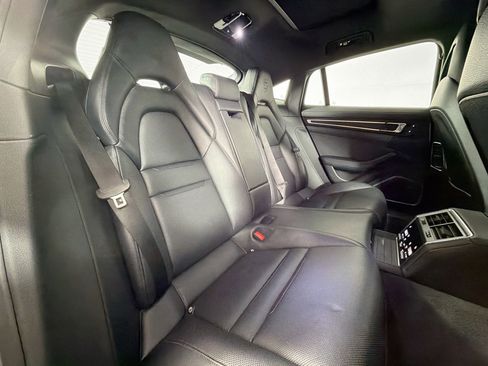 Certified 2023 Porsche Panamera 4 Platinum Edition w/ Assistance Package image 27