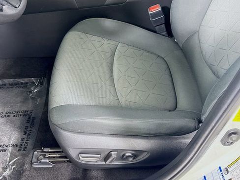 Certified 2021 Toyota RAV4 XLE w/ Carpet Mat Package (TMS) image 18