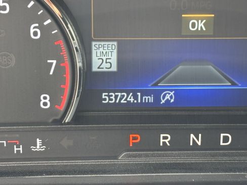 Used 2024 Ford Explorer Limited AWD/4WD image 27