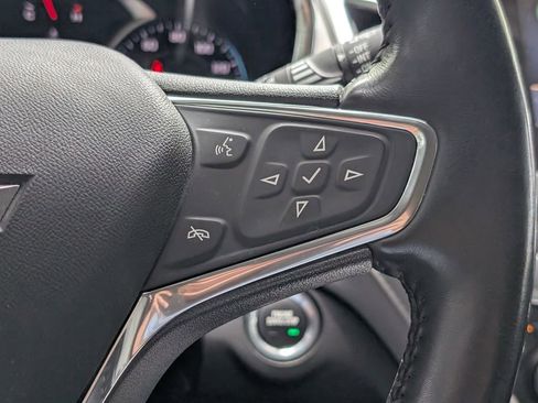Used 2021 Chevrolet Equinox Premier FWD image 29