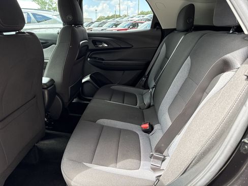 Used 2024 Chevrolet TrailBlazer LT w/ LT Cold Weather Package image 13