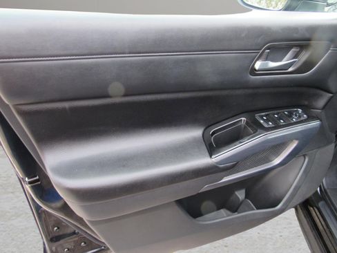 Used 2022 Nissan Pathfinder SL w/ SL Premium Package image 15