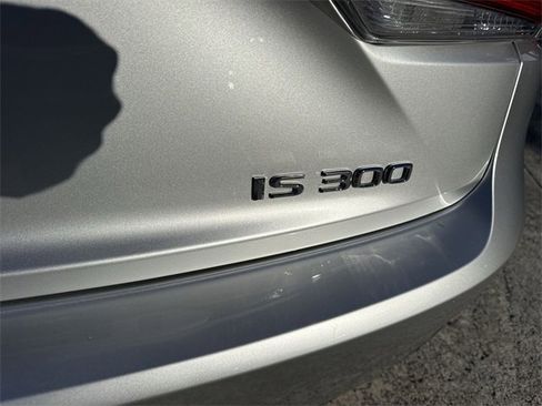 Used 2019 Lexus IS 300 300 w/ Premium Package image 25