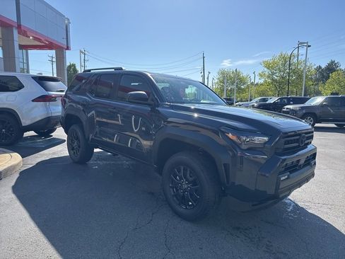 New 2026 Toyota 4Runner SR5 AWD/4WD image 7