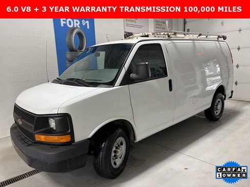 Used 2015 Chevrolet Express 2500 Work Van 3D Cargo Van image 3