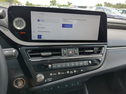 New 2025 Lexus ES 350 w/ Premium Package image 24