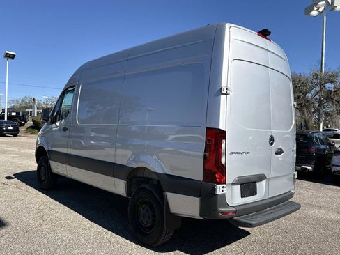 Used 2024 Mercedes-Benz Sprinter 144 Cargo image 7