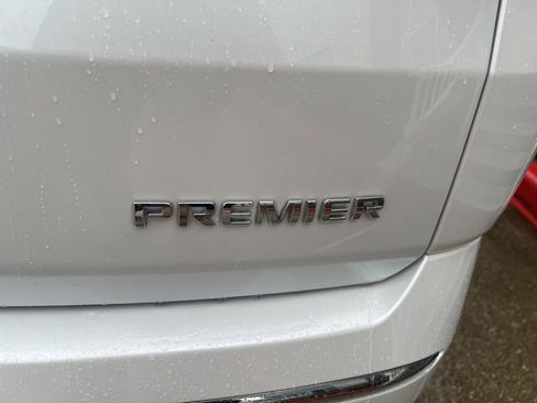 Used 2020 Chevrolet Traverse Premier w/ LPO, Floor Liner Package image 11