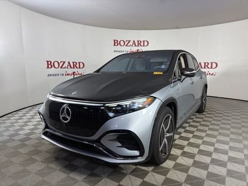 Used 2023 Mercedes-Benz EQS 580 4MATIC SUV image 4