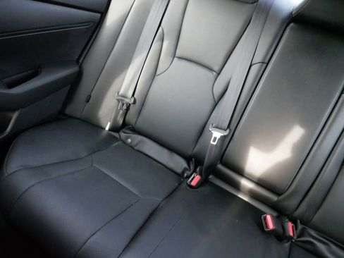 Used 2025 Honda Accord EX-L image 12