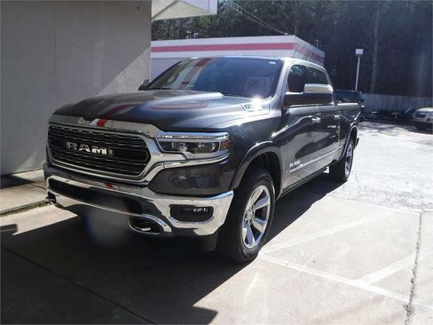 Used 2019 RAM 1500 Limited image 14