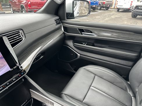 Used 2022 Jeep Wagoneer Series II image 24