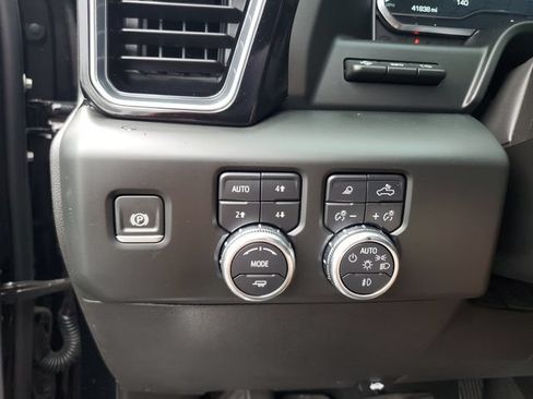 Used 2024 GMC Sierra 1500 Denali AWD/4WD image 30