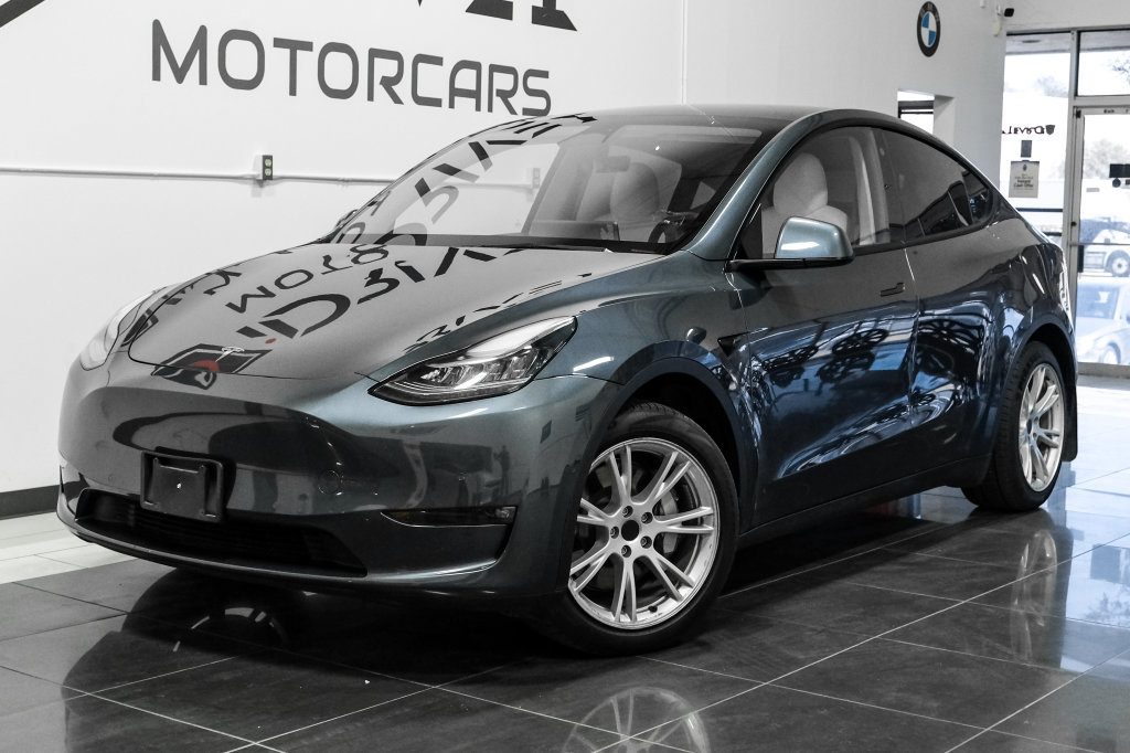 Used 2022 Tesla Model Y Long Range AWD/4WD image 6
