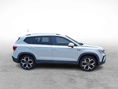 Used 2022 Volkswagen Taos SEL AWD/4WD image 6