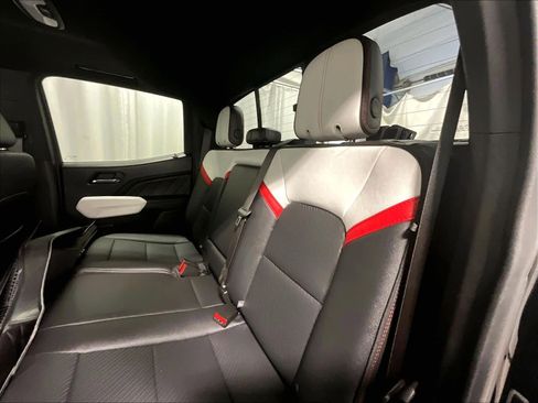 Used 2024 GMC Canyon AT4X image 15