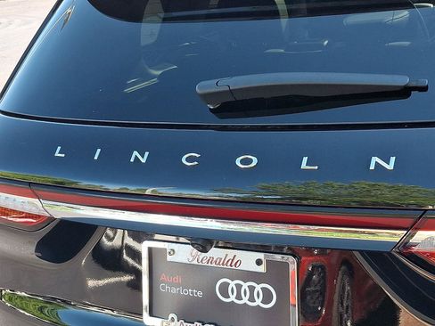 Used 2021 Lincoln Corsair FWD w/ Premium Package image 32