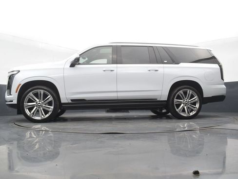 Certified 2026 Cadillac Escalade ESV Sport w/ Touring Package AWD/4WD image 48